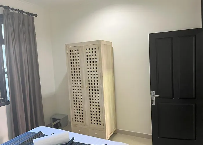 5 Bedroom Getaway - Regency B3 Villa *